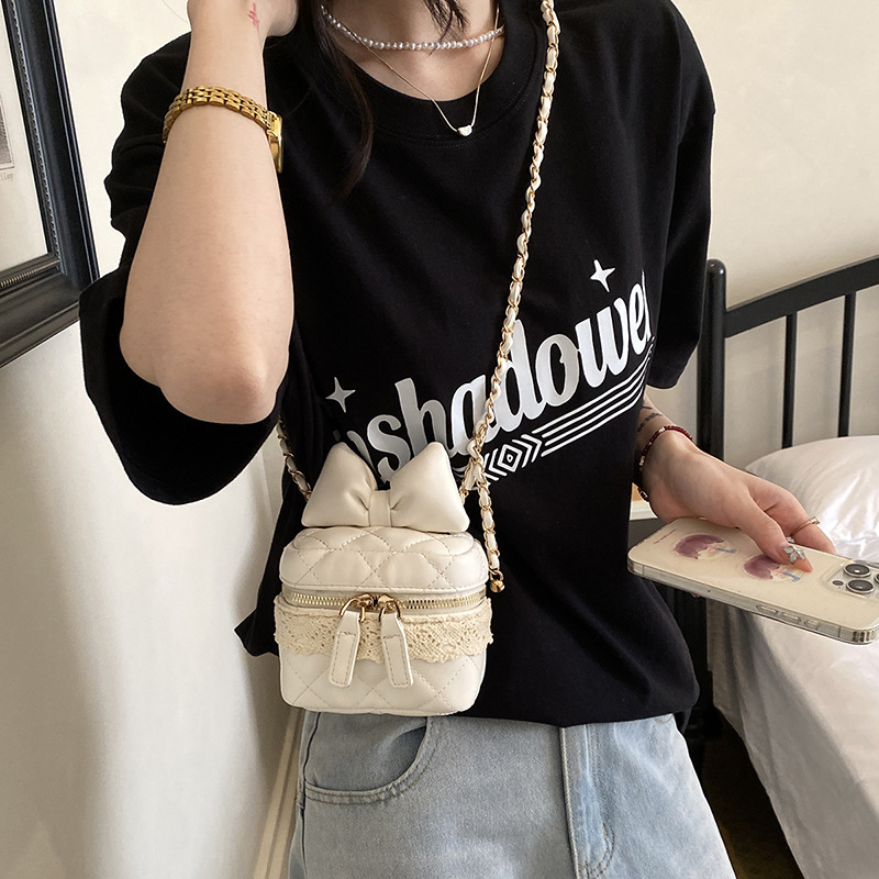 Diamond-patterned Chain Cute Bow Lace Bag - Image 4