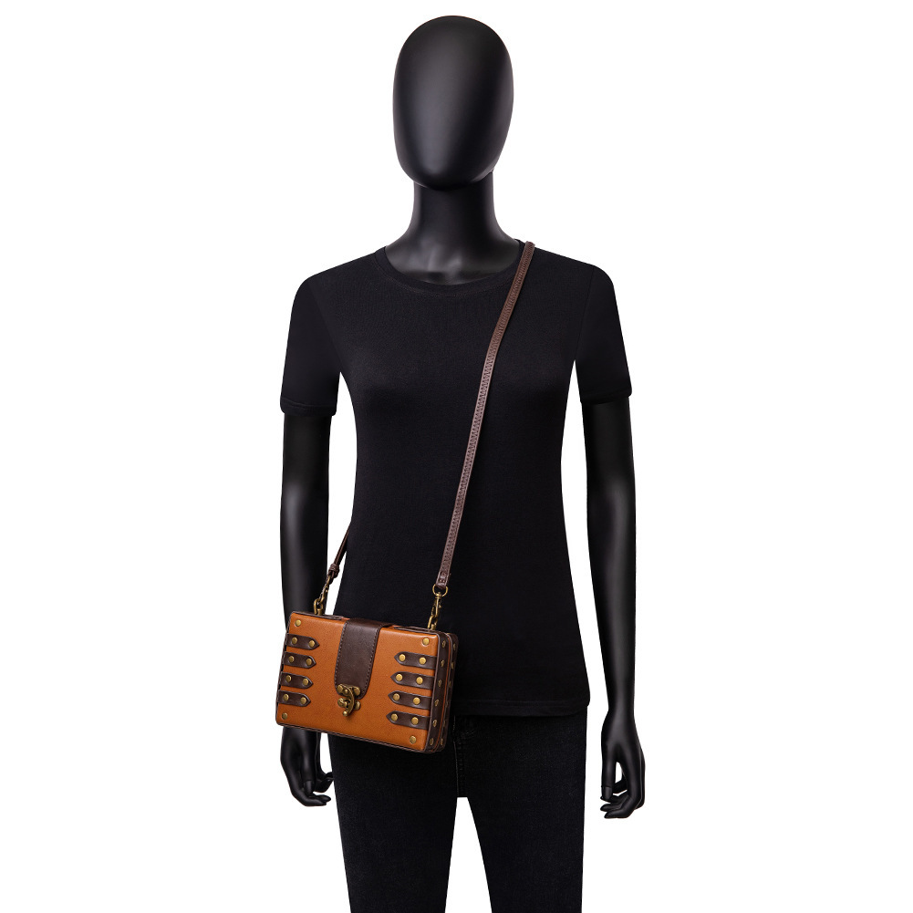 Womens Shoulder And Crossbody Bag In Retro Punk Style European And American Inspired - Image 3